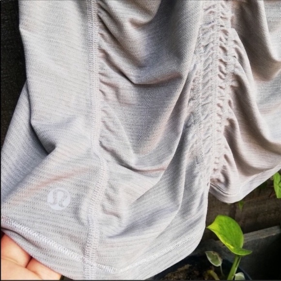 LULULEMON runner up tank in gray Size - Picture 4 of 6